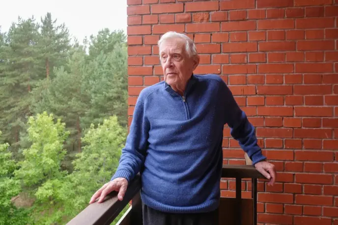 «Не могу с этим смириться». 92-летний Басилашвили о потере жены и одиночестве, которое не отпускает