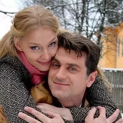 Алексей Зубков уехал из России с женой и особенной дочерью — чем живёт семья в украинской глубинке