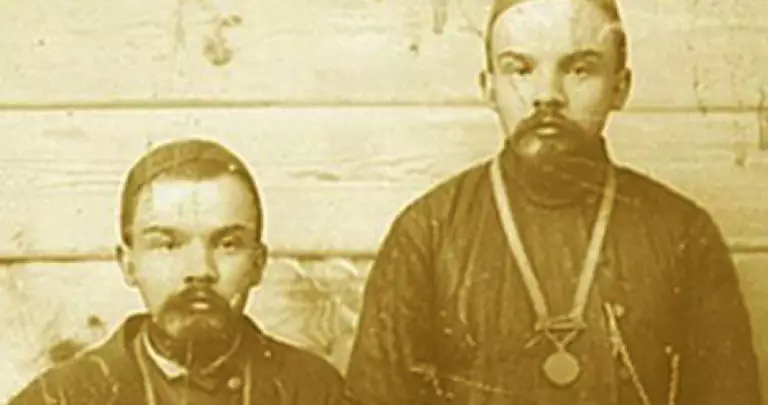 А вы знали, что у основателя Советского государства Владимира Ульянова Ленина был родной брат близнец Сергей