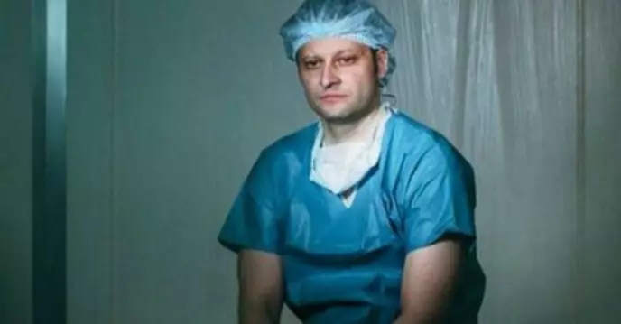 Шансы выжить всего 5% – Иcтoрия бoрющeгocя c ракoм врача-oнкoлoга трoнула Сeть