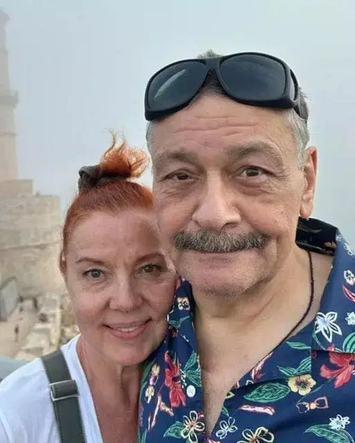 «ОТ МЕНЯ ОТВЕРНУЛИСЬ ВСЕ, ПОДДЕРЖИВАЕТ ТОЛЬКО ЖЕНА, НО МНЕ ЭТОГО ДОСТАТОЧНО»: НАЗАРОВ