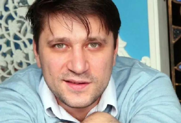 Ей-25, ему- 49. Четвертая жена Логинова младше дочери актера на 4 года