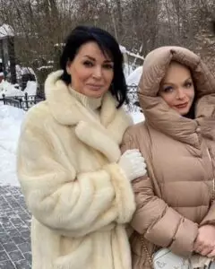 Слишком красива, чтобы быть одной! У вдовы Александра Абдуловой появился мужчина