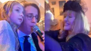 С желто-голубыми огоньками: Максим Галкин показал, как вместе с 11-летней дочкой пел на Новый год