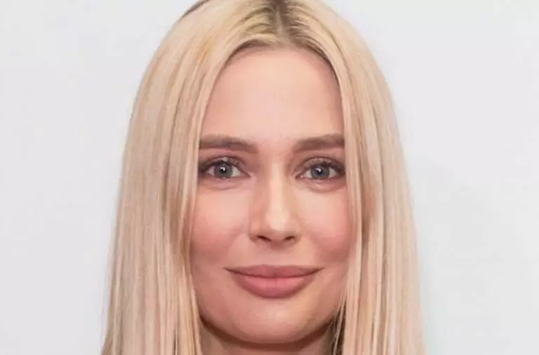 «Красивая, но почему замуж никто не берет?» 41-летняя Рудова похвасталась фигурой в комплекте, рассказав, почему до сих пор одинока