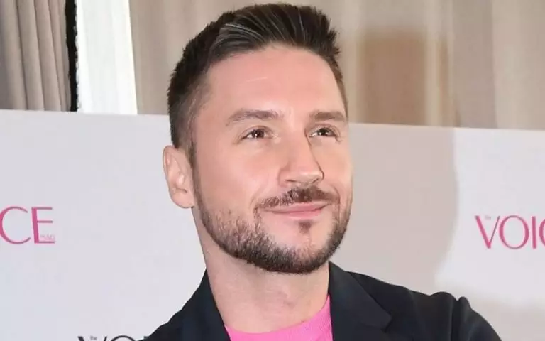 «Тут и без ДНК всё понятно»: Лазарев показал подросших детей, как две капли похожих на него