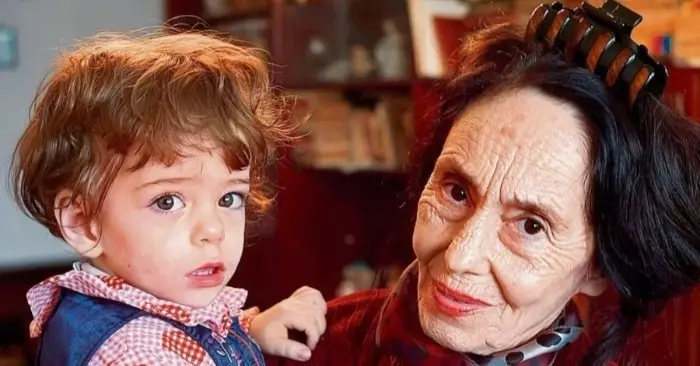 Преодолевая границы: удивительная история женщины, которая в 67 лет переосмыслила материнство