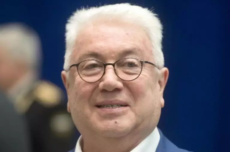 «На эстраде мало кто удержался столько лет вместе»: Дочь Винокура показала фото родителей, которые вместе уже 50 лет