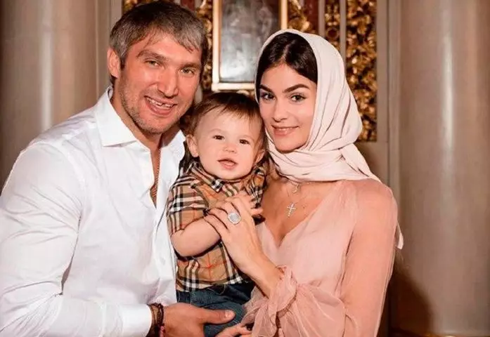 Анастасия Шубская отметила свое 32-летие с королевским размахом