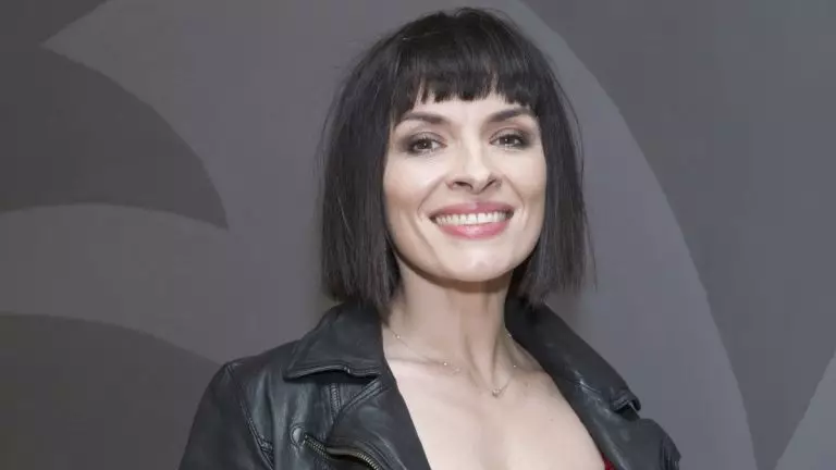Дочери — белокурые красавицы, а 23-летний сын отрастил усы: в Сети обсуждаю свежие снимки наследников Грановской