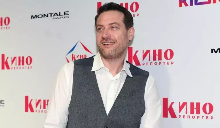 «Дети не должны жить в страхе…» Сафонов обратился к подписчикам и показал редкие кадры со старшей дочерью