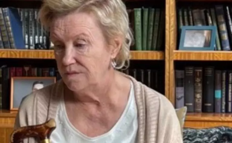 Ирина Розанова в 65 лет неузнаваема: поклонники в шоке от её нынешнего вида