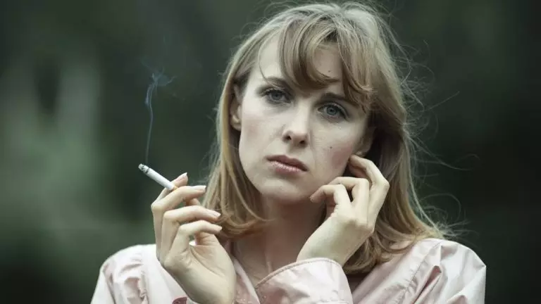 Первая любовь Яковлевой: кем был мужчина, потерявший голову от актрисы, и где он сейчас