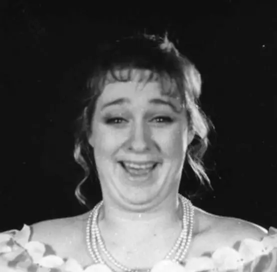 Мария Аронова окончила институт — и тут же забыла всё, что обещала себе в студенчестве…