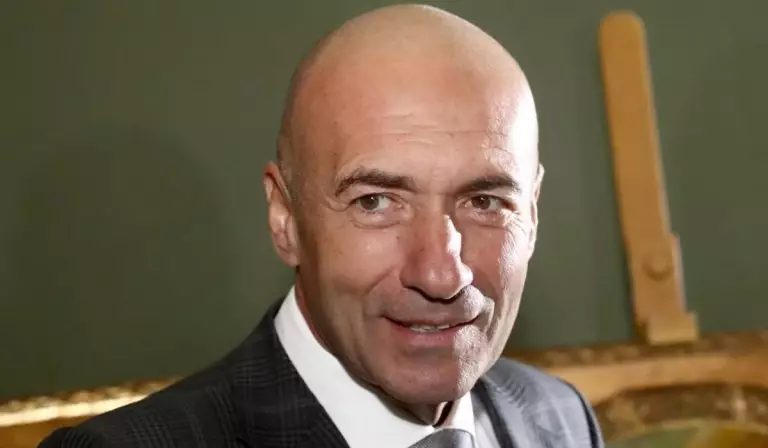 72-летний Игорь Крутой заступился за жену после разговоров о пластике: поклонники снова обсуждают их необычный брак