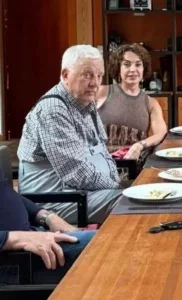 90-летний Паулс рядом с Пугачёвой и детьми Галкина. Редкие фото взбудоражили интернет